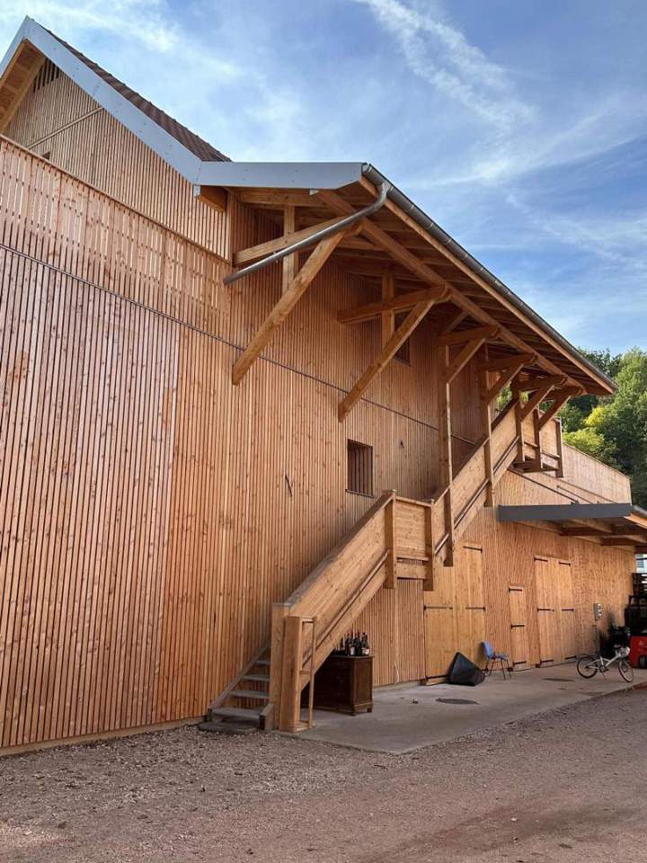 Construction d'abris en bois, Genlis